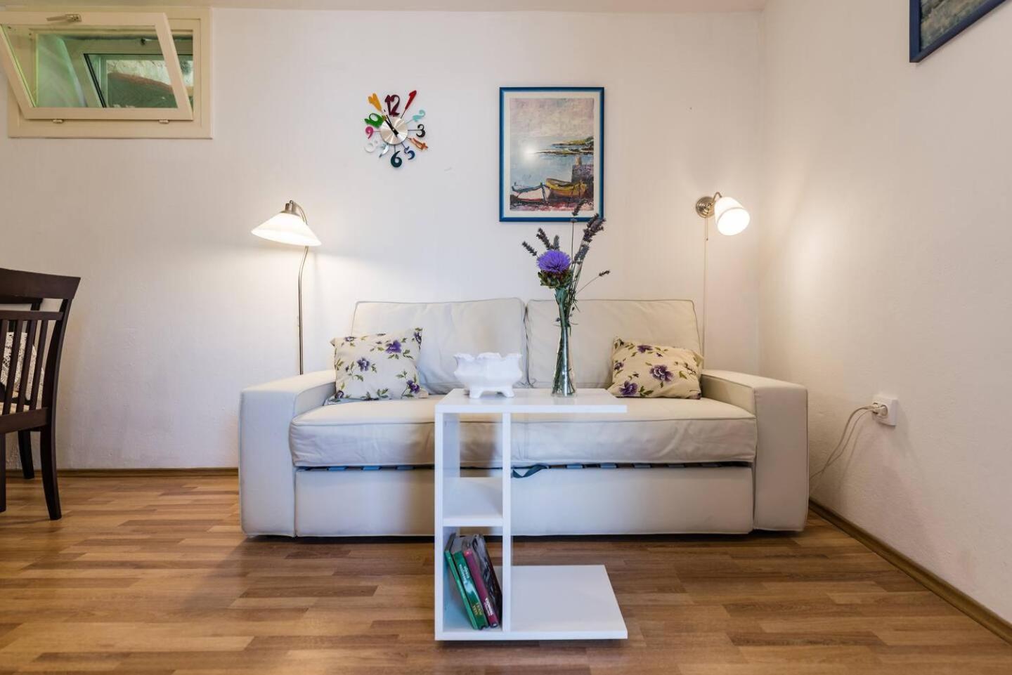 פוסטיר Apartment Pjaca מראה חיצוני תמונה